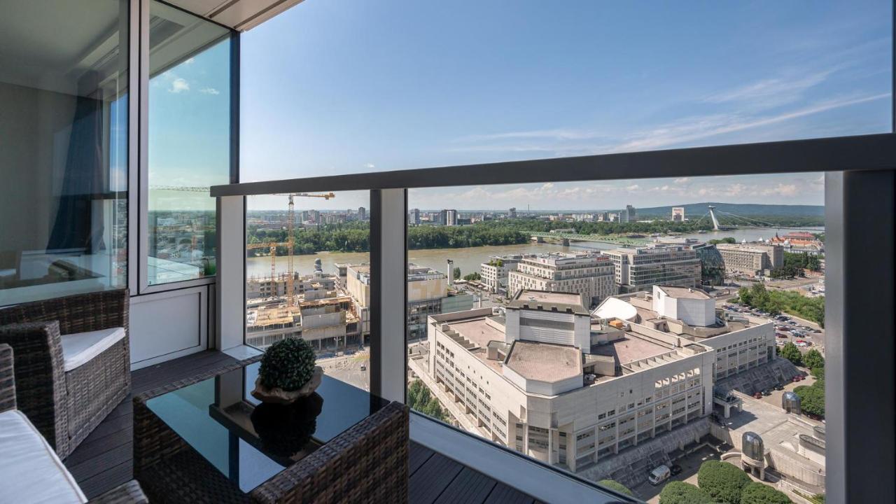 Panorama - Sunset And Castle View, 22Nd Floor, Garage, Ac Apartment Bratislava Exterior photo
